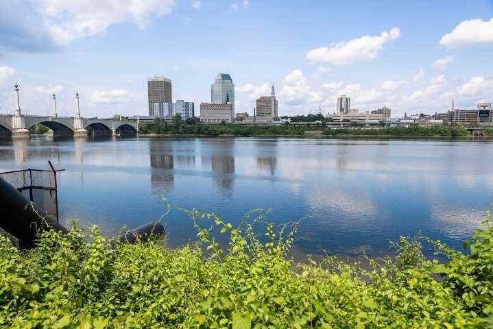 Facebook ‘modeling agency’ was a trap used by Springfield man to control women