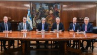 Neuquén y Santa Cruz firmaron acuerdo con Nación para eliminar las retenciones al petróleo convencional