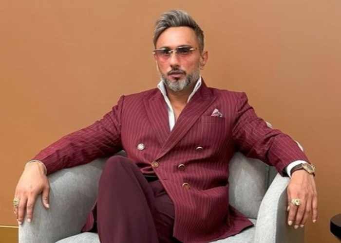 Yo Yo Honey Singh flaunts chiselled body: ‘Proper diet, hardwork’