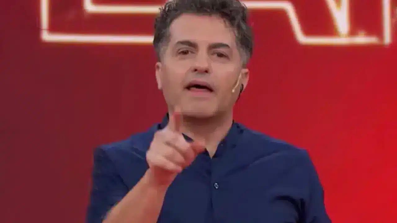 «Vino un montón de veces borracha»: Ángel de Brito reveló el peor secreto de una ex angelita y generó un escándalo