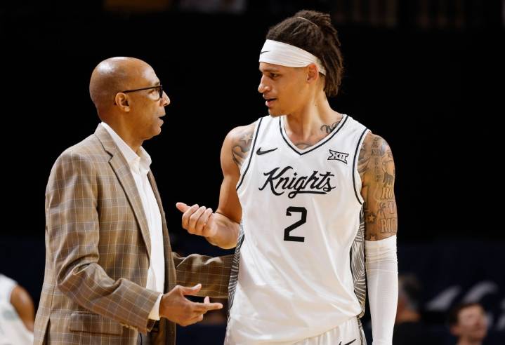 Kugel, Fulks, Stillwell lead UCF to 77