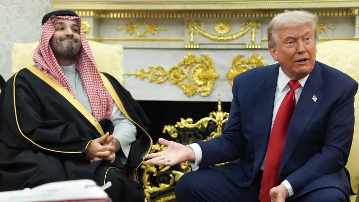Trump defiende al príncipe saudí Bin Salmán por el asesinato de Khashoggi: "A nadie le caía bien, son cosas que pasan"
