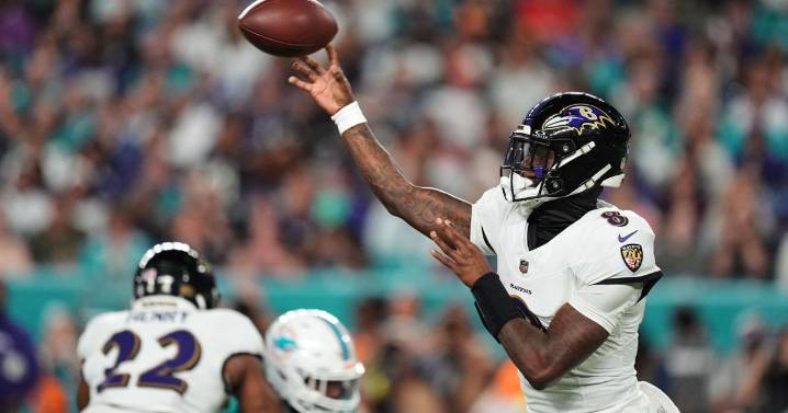 Ravens QB Lamar Jackson is elite vs. the blitz. Here comes Brian Flores.