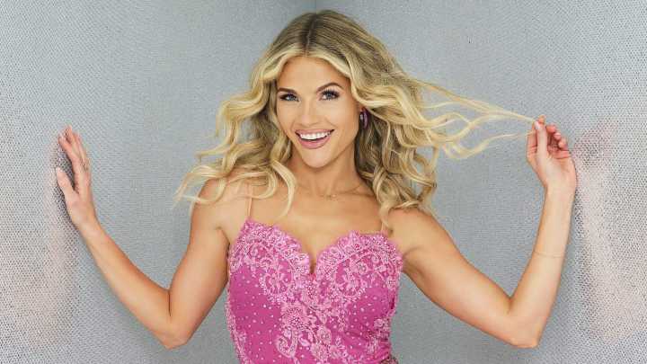 Witney Carson on DWTS With Robert Irwin, Mom Guilt, 20th Birthday Episode