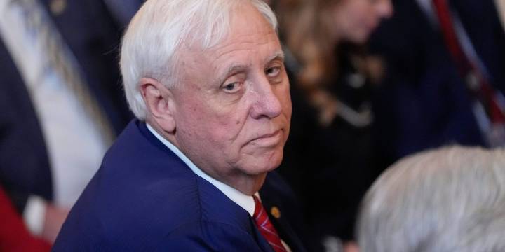 West Virginia’s former billionaire senator agrees to pay over $5 million in overdue personal taxes