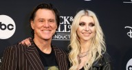 Jim Carrey & Taylor Momsen Reunite For First Time Since Filming ‘How the Grinch Stole Christmas’ | 2025 Rock & Roll Hall of Fame, Jim Carrey, Rock & Roll Hall of Fame, Taylor Momsen | Celebrity News a