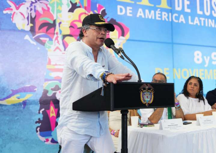 Petro critica a Trump por ataques en el Caribe