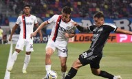 Con un controversial arbitraje, Central Córdoba eliminó a San Lorenzo