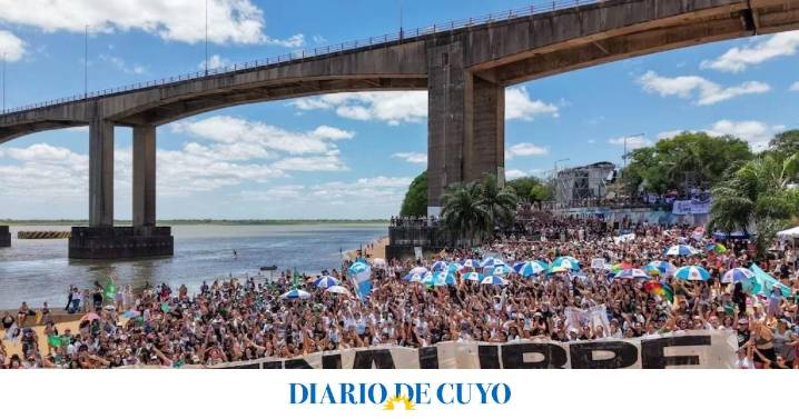 Cristina Kirchner: “Que yo esté privada de mi libertad es la metáfora perfecta de una Argentina a la que la están liquidando”