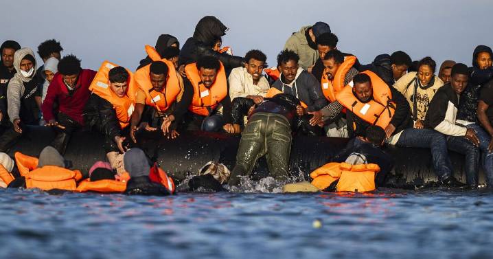 Rising migrant figures show Labour to spend £1.4bn more on asylum housing 