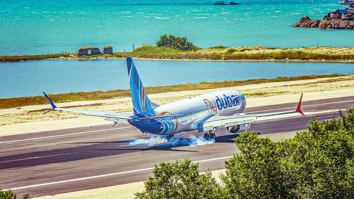 flydubai's Extensive Network: 119 Destinations and 7+ Hour Boeing 737 MAX Flights