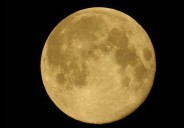 La superluna más grande del 2025 ilumina el cielo esta noche