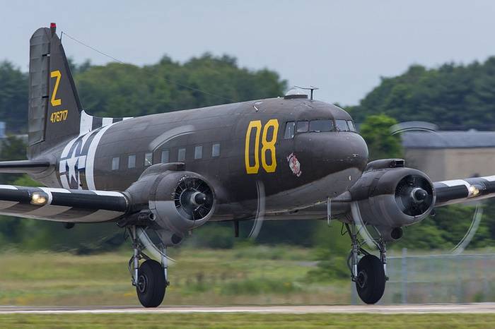 American Airpower Museum World War II Douglas C-47 Living History Flights