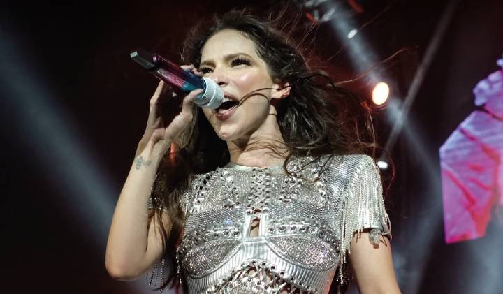 Un caos bonito: Paty Cantú presenta un show lleno de emociones