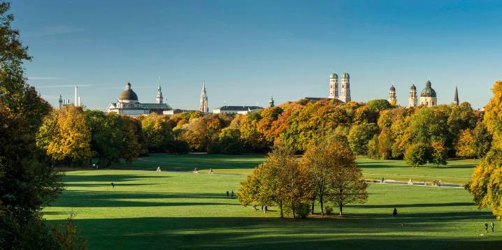 ELLE’s Guide to the 14 Best Cities in Western Europe to Visit