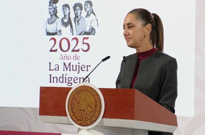 Sheinbaum felicita a Fátima Bosch tras ganar Miss Universo 2025