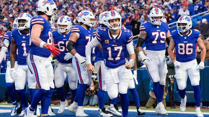 Bills’ Josh Allen sets new NFL record in bonkers Week 9 vs. Chiefs