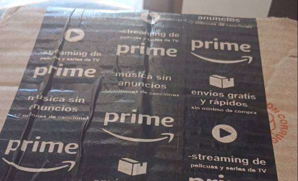 Sorpresa y desilusión de una vecina de La Plata al comprar una “mistery box”