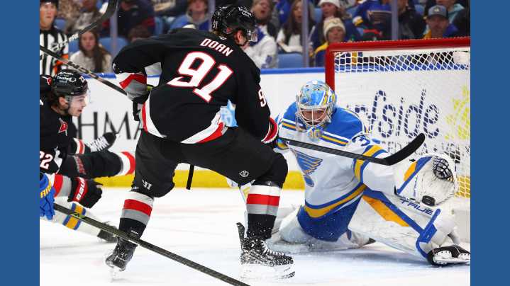 Hofer makes 27 saves and Joseph scores short-handed as Blues blank Sabres 3