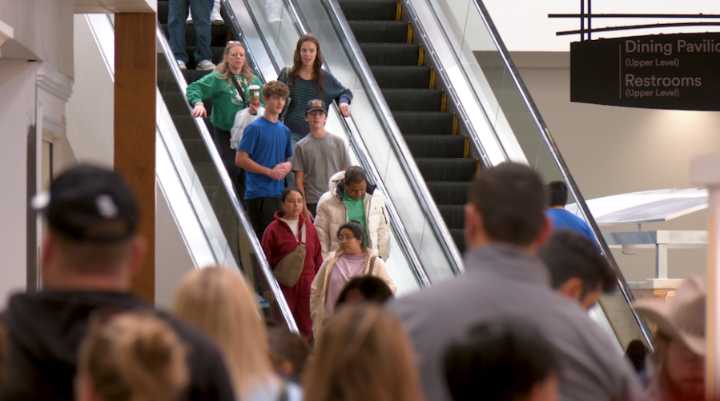 Shoppers pack Haywood Mall for another busy Black Friday