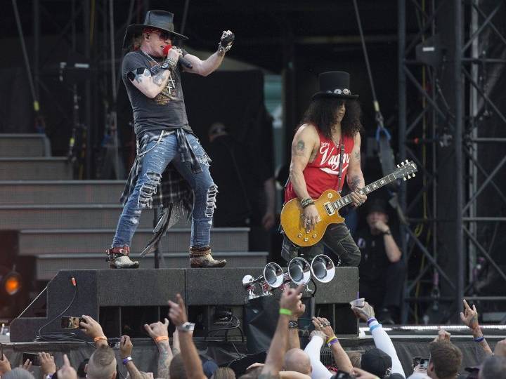 Guns N' Roses to play Commonwealth Stadium in Edmonton Aug. 26
