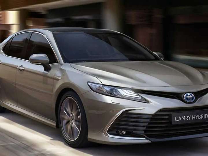 En Estados Unidos, cuánto cuesta el Toyota Camry en noviembre 2025: precios de todas las versiones