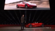 Elon Musk anuncia el Tesla Roadster, el primer auto volador eléctrico de la marca en EE.UU