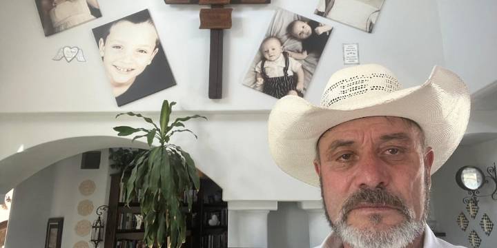 Adrián LeBarón denuncia impunidad y exige justicia a seis años del asesinato de su familia en Bavispe, Sonora
