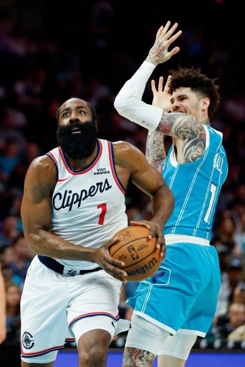 Harden erupts for 55, Clippers rout Hornets 131-116 in Paul's likely last game in North Carolina