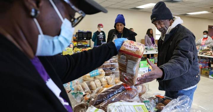 Shutdown ends but SNAP recipients in Missouri stay hungry