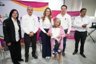 Saltillo: 52 adultos mayores concluyen su educación básica con apoyo del DIF y el IEEA