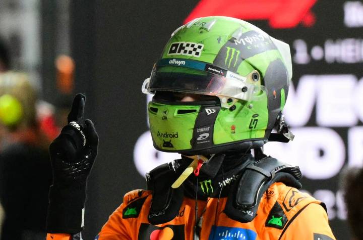 Lando Norris surfs Las Vegas GP wet qualifying chaos to score pole, Lewis Hamilton last