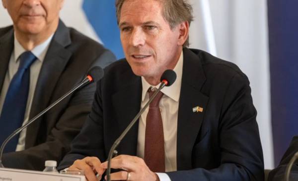 Alec Oxenford anticipó que el acuerdo comercial con Estados Unidos está cerrado