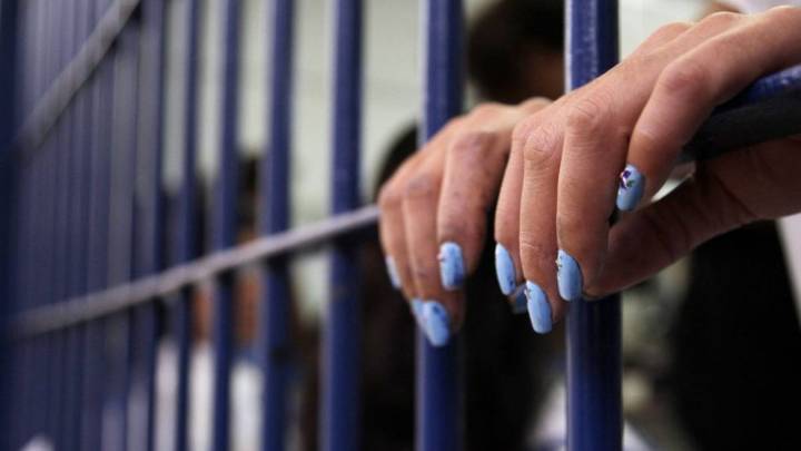 Averiguan un grave hecho de violencia: un hombre habría sido apuñalado por su pareja