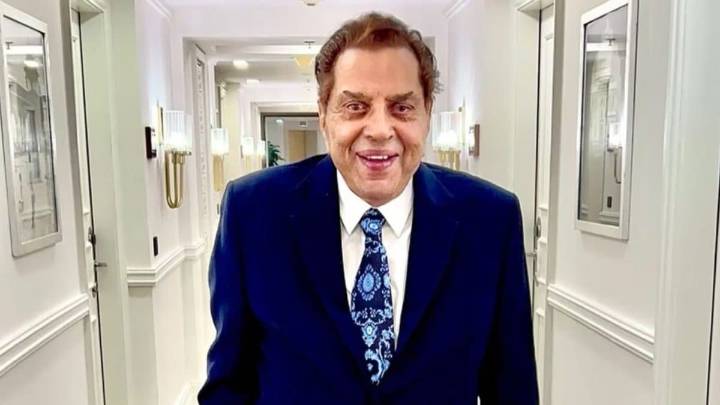 Dharmendra Complained Of Breathlessness, Is In ICU; Real Reason For Hospitalisation Revealed