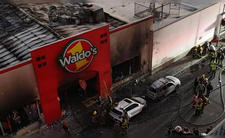 Una explosión en supermercado dejó al menos 23 muertos en México: falla eléctríca habría iniciado accidente