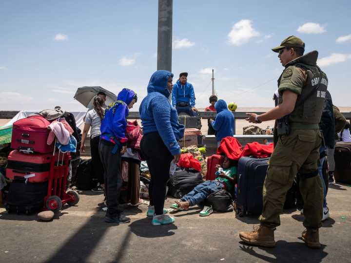 Perú militariza la frontera con Chile y declara el estado de emergencia por la llegada masiva de migrantes