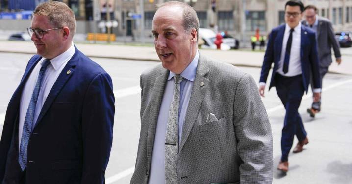 Prime Minister Carney thanks Nova Scotia MP d'Entremont for joining Liberal caucus