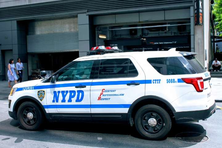 Masacre familiar en Nueva York: un hombre asesinó a tres parientes y se quitó la vida