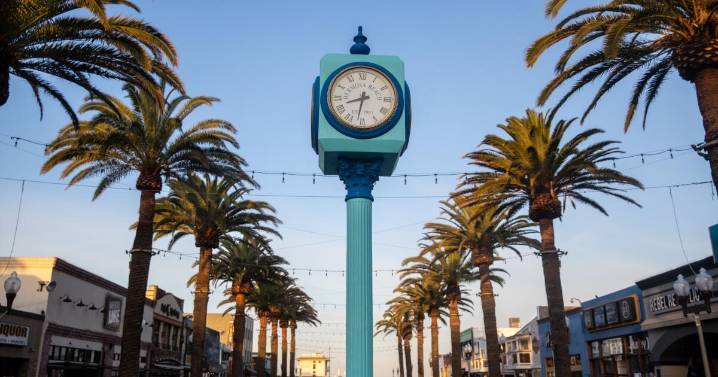 E-biking teens accused of violently assaulting Hermosa Beach man are arrested