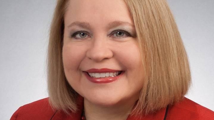 Akron library executive director will retire at the end of the year