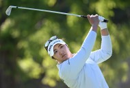 Deadspin | Haeran Ryu opens with 64 to lead The Annika