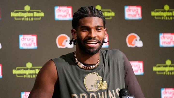 Shedeur Sanders' NFL debut marred by home break-in during game, AP source says