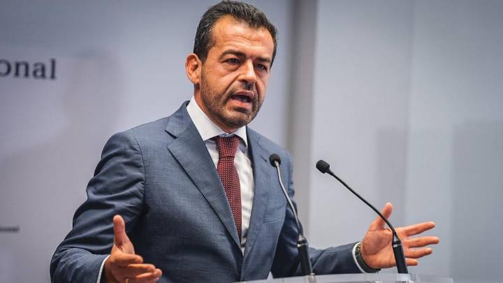 Vox clama contra el endeudamiento de los murcianos: "El Gobierno regional pide cada día 4 millones en préstamos"