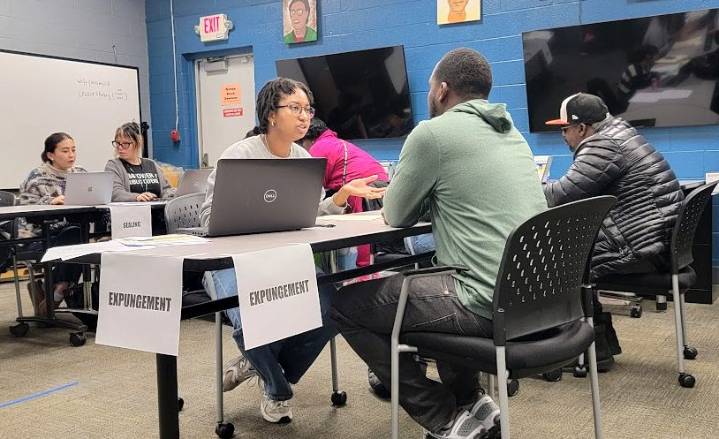 Dozens take part in Delaware County defender’s office expungement clinic