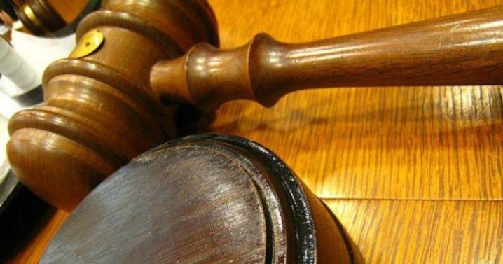 Federal judge orders man held on federal terrorism charge in Chicago train attack