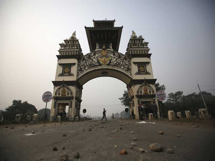 Nepal-India border sealed before second