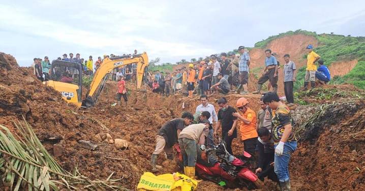 Indonesian rescuers search for survivors as the death toll from floods and landslides rises to 279