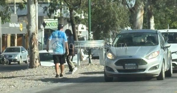 Le dijo que no a un limpiavidrios en Güemes y se sacó: "Logré sacar justo la foto"