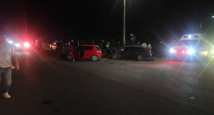 Choques en 2 distintos puntos de Hermosillo dejan a 5 personas lesionadas